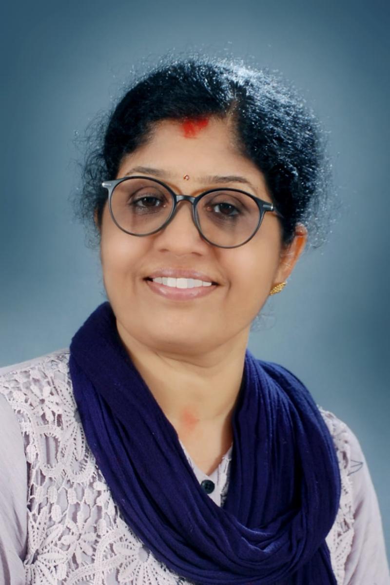 ಬೈಂದೂರು: ರಂಗೋಲಿಯಲ್ಲಿ ರಾಷ್ಟ್ರಧ್ವಜದ ಚಿತ್ತಾರ ಬರೆದ ಭಾರತಿ ಮರವಂತೆ