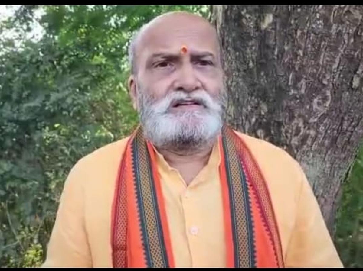 ಜಾರಕಿಹೋಳಿ ಕ್ಷಮೆ ಕೇಳಲಿ:ಮುತಾಲಿಕ್