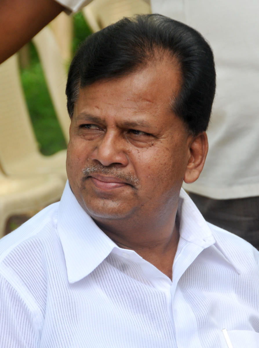 ಸಿಂಗಪುರಕ್ಕೆ ಸಫಾಯಿ ಕರ್ಮಚಾರಿ ಆಯೋಗ ಅಧ್ಯಯನ ಪ್ರವಾಸ: ಕೋಟೆ ಎಂ.ಶಿವಣ್ಣ