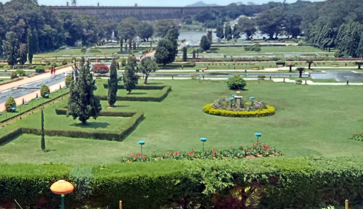 ಕೆಆರ್‌ಎಸ್‌ ಬಳಿ ಡಿಸ್ನಿಲ್ಯಾಂಡ್‌ ಮಾದರಿ ಉದ್ಯಾನ: ಡಿ.ಕೆ.ಶಿವಕುಮಾರ್