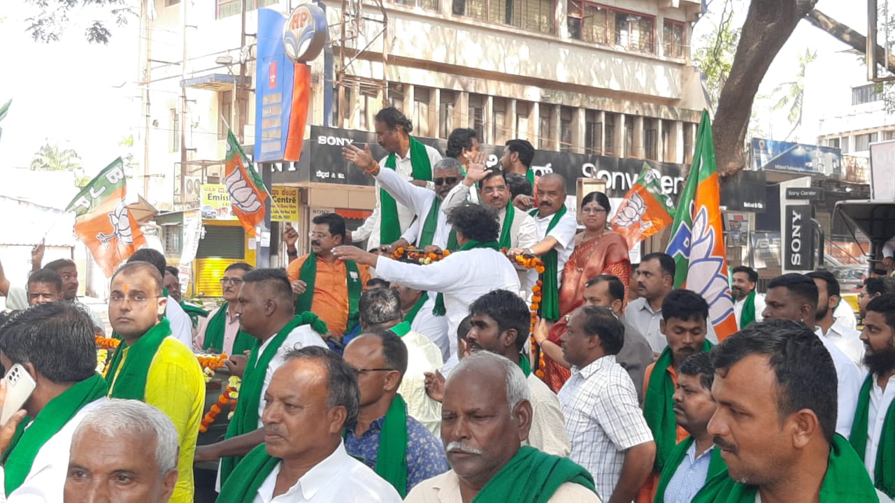 ಕಳಸಾ ಬಂಡೂರಿ ಯೋಜನೆ ಡಿಪಿಆರ್‌ಗೆ ಅನುಮೋದನೆ: ಹುಬ್ಬಳ್ಳಿಯಲ್ಲಿ ಬಿಜೆಪಿ ವಿಜಯೋತ್ಸವ