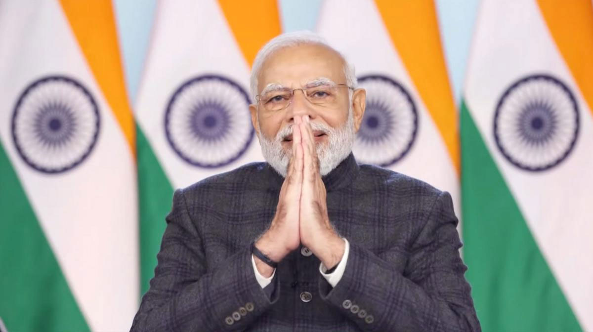 ವಿವೇಕಾನಂದರಿಗೆ  ಗೌರವ ನಮನ ಸಲ್ಲಿಸಿದ ಪ್ರಧಾನಿ ಮೋದಿ