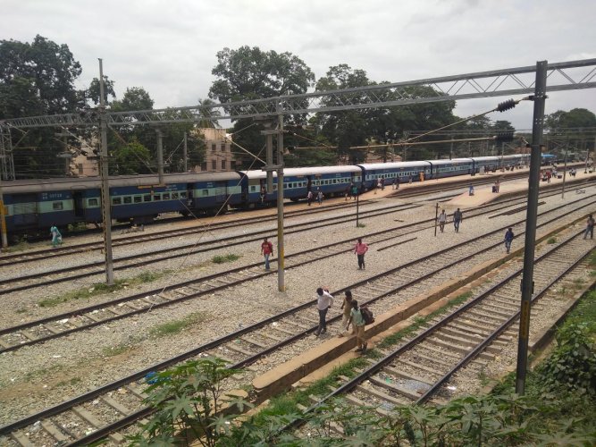 ಬೆಂಗಳೂರಿನ ಕಂಟೋನ್ಮೆಂಟ್‌ ರೈಲು ನಿಲ್ದಾಣಕ್ಕೆ ಸೇರಿದ ₹200 ಕೋಟಿ ಜಾಗ ಪರಭಾರೆ