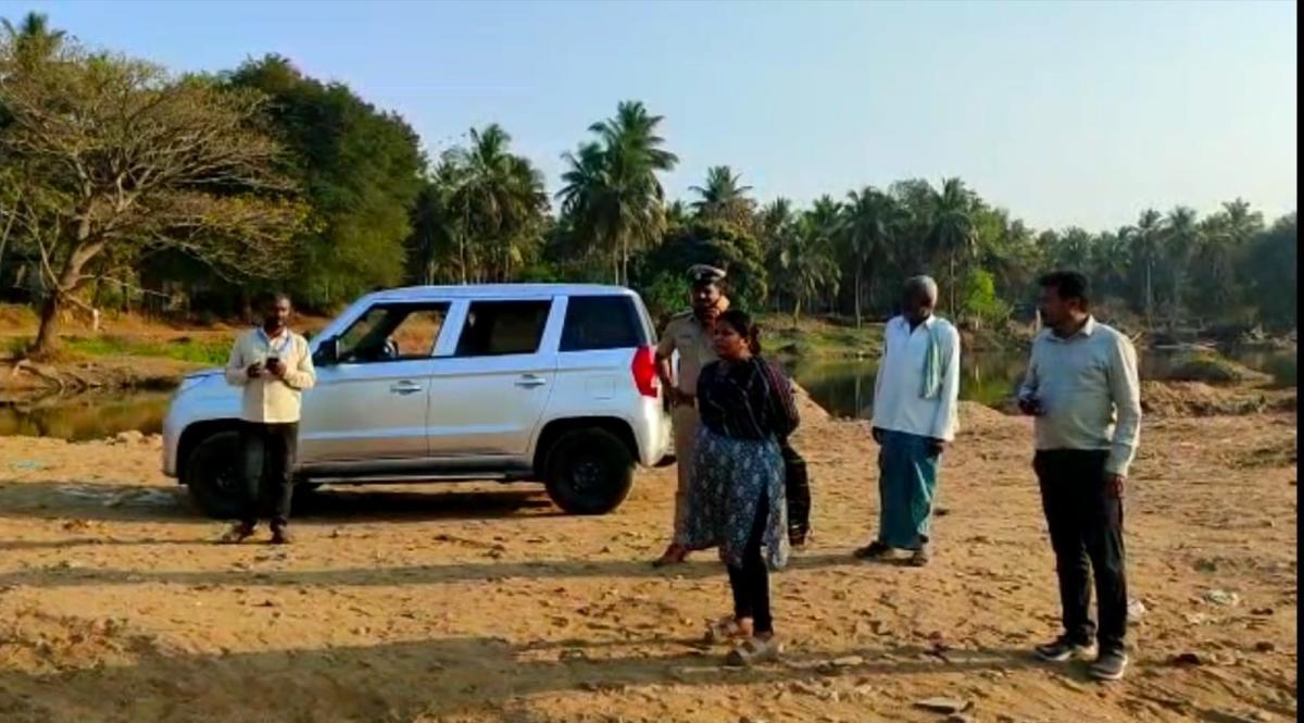 ಮದ್ದೂರು| ಅಕ್ರಮ ಮರಳುಗಾರಿಕೆ: ಕೊಪ್ಪರಿಕೆ ವಶ