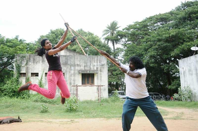 ಸಿಲಂಬಮ್‌ ತರಬೇತಿಯಲ್ಲಿ ಸಾಯಿ ಧನ್ಸಿಕಾ (ಚಿತ್ರ: ಫೇಸ್‌ಬುಕ್‌)