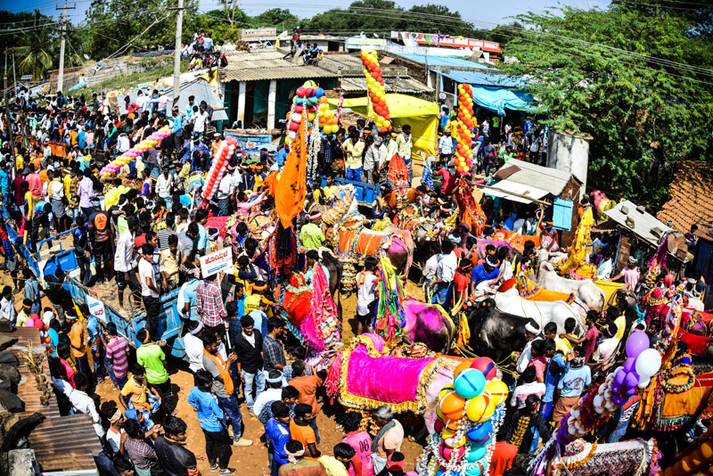 ಬೆದರಿದ್ದು ಯಾರು?