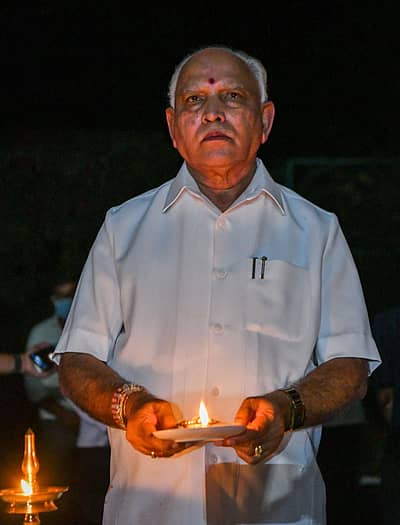 ಹಣತೆ ಬೆಳಗಿದ ಮುಖ್ಯಮಂತ್ರಿ ಬಿ.ಎಸ್.ಯಡಿಯೂರಪ್ಪ