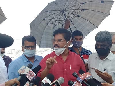 ಪಡುಬಿದ್ರೆ ಬೀಚ್‌ಗೆ ಕಂದಾಯ ಸಚಿವ ಆರ್. ಅಶೋಕ್ ಭೇಟಿ