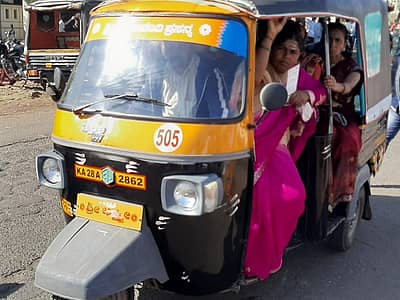 ವಿಜಯಪುರ: ಮತದಾರರಿಗೆ ಆಟೊ, ಟಂಟಂ, ಬಸ್ ವ್ಯವಸ್ಥೆ