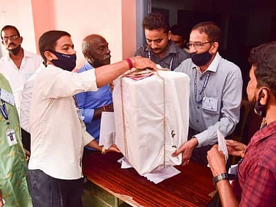 ಅಭ್ಯರ್ಥಿಗಳ ಭವಿಷ್ಯ ಇಂದು ನಿರ್ಧಾರ