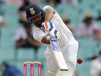 ಗಿಲ್ ಜೊತೆಗೆ 70 ರನ್‌ಗಳ ಜೊತೆಯಾಟದಲ್ಲಿ ಭಾಗಿಯಾದ ರೋಹಿತ್ ಶರ್ಮಾ