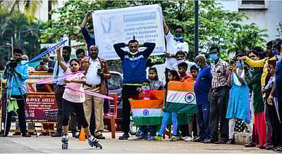 ಸ್ಕೇಟಿಂಗ್‌ನ ಇನ್‌ಲೈನ್‌ ವಿಭಾಗದ 3 ಹೂಲಾಹುಪ್‌ನ 100 ಮೀಟರ್‌ ಗುರಿಯನ್ನು 23.35 ಸೆಕೆಂಡ್‌ಗಳಲ್ಲಿ ತಲುಪಿದ ಸ್ತುತಿ ಕುಲಕರ್ಣಿ