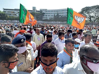 ಸಮಾವೇಶದಲ್ಲಿ ಪಾಲ್ಗೊಂಡಿರುವ ಬಿಜೆಪಿ ಕಾರ್ಯಕರ್ತರು