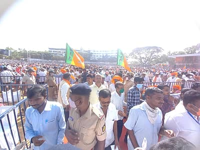 ಸಮಾವೇಶದಲ್ಲಿ ಪಾಲ್ಗೊಂಡಿರುವ ಬಿಜೆಪಿ ಕಾರ್ಯಕರ್ತರು