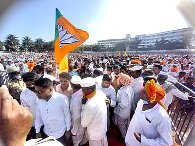 ಸಮಾವೇಶದಲ್ಲಿ ಪಾಲ್ಗೊಂಡಿರುವ ಬಿಜೆಪಿ ಕಾರ್ಯಕರ್ತರು