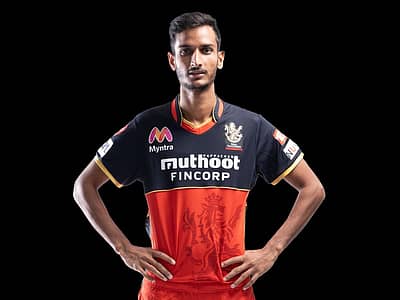 ಯುವ ತಾರೆ ಶಹಬಾಜ್ ಅಹ್ಮದ್ (ಚಿತ್ರ ಕೃಪೆ: ಆರ್‌ಸಿಬಿ ವೆಬ್‌ಸೈಟ್)