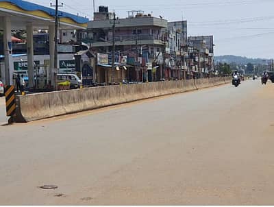 ಚಿಕ್ಕಮಗಳೂರಿನಲ್ಲಿ ರಸ್ತೆಗಳು ಬಿಕೋ ಎನ್ನುತ್ತಿವೆ
