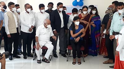 18 ವರ್ಷಕ್ಕಿಂತ ಮೇಲ್ಪಟ್ಟವರಿಗೆ 3 ನೇ ಸುತ್ತಿನ ಲಸಿಕೆ ನೀಡುವ ಕಾರ್ಯಕ್ರಮ