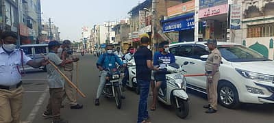 ವಿಜಯಪುರದಲ್ಲಿ ವಾಹನ ತಪಾಸಣೆ
