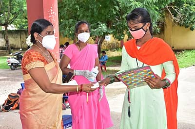 ಕಲಬುರ್ಗಿಯಲ್ಲಿ ಪರೀಕ್ಷೆ ಬರೆದ ವಿದ್ಯಾರ್ಥಿಗಳು