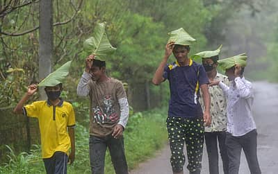 ಮಂಗಳೂರು ಹೊರವಲಯದ ಕೋಟೆಕಾರು ಬೀರಿಯಲ್ಲಿ ಶುಕ್ರವಾರ ಕಂಡು ಬಂದ ದೃಶ್ಯ. (ಪ್ರಜಾವಾಣಿ ಚಿತ್ರ/ಇರ್ಷಾದ್‌ ಮಹಮ್ಮದ್‌)