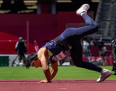 ಕಾಮನ್‌ವೆಲ್ತ್‌ ಹಾಗೂ ಏಷ್ಯನ್‌ ಕ್ರೀಡಾಕೂಟಗಳಲ್ಲಿ ಚಿನ್ನ ಗೆದ್ದ ಸಾಧನೆ ಮಾಡಿದ್ದಾರೆ.