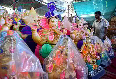 ಬೆಂಗಳೂರಿನಲ್ಲಿ ಚತುರ್ಥಿಗೆ ತಯಾರಾಗಿರುವ ಗಣೇಶನ ಮೂರ್ತಿಗಳು: ಪಿಟಿಐ ಚಿತ್ರ