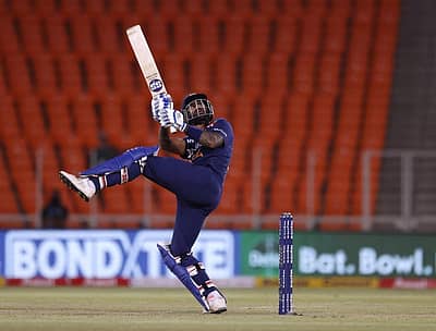 4. ಸೂರ್ಯಕುಮಾರ್ ಯಾದವ್