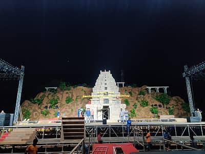 ಹಂಪಿ ವಿರೂಪಾಕ್ಷೇಶ್ವರ ಗೋಪುರದ ಪ್ರತಿಕೃತಿ ಮಾಡಿ, ಭವ್ಯ ವೇದಿಕೆ: ಚಿತ್ರಗಳು: ಪವನ್‌ ಕುಮಾರ್‌ ಕೆ.