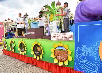 ಕೃಷಿ ಮತ್ತು ತೋಟಗಾರಿಕೆ ಇಲಾಖೆಯ ಸಮಗ್ರ ಕೃಷಿ ಪದ್ಧತಿ ಸ್ತಬ್ಧಚಿತ್ರ– ಪ್ರಜಾವಾಣಿ ಚಿತ್ರ/ಬಿ.ಆರ್. ಸವಿತಾ