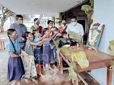 ಚಾಮರಾಜನಗರದಲ್ಲಿ ಶಾಲೆಗೆ ಬಂದ ಚಿಣ್ಣರು