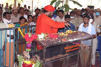 ಪಂಚಮಸಾಲಿ ಹರಿಹರ ಪೀಠದ ವಚನಾನಂದ ಶ್ರೀಗಳಿಂದ ಅಂತಿಮ ನಮನ