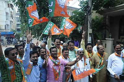 ಅಭಿಮಾನಿಗಳು, ಬಿಜೆಪಿ ಕಾರ್ಯಕರ್ತರ ಸಂಭ್ರಮ