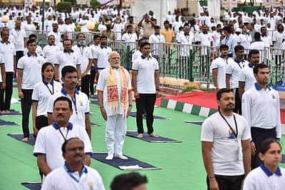 ಮೈಸೂರಲ್ಲಿ 8 ನೇ ಅಂತರರಾಷ್ಟ್ರೀಯ ಯೋಗ ದಿನ ಆಚರಣೆ