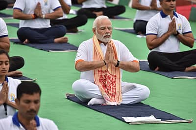 ಮೈಸೂರಲ್ಲಿ 8 ನೇ ಅಂತರರಾಷ್ಟ್ರೀಯ ಯೋಗ ದಿನ ಆಚರಣೆ