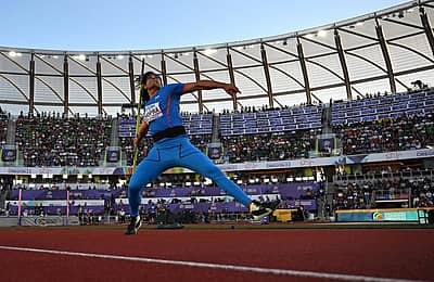 ಟೋಕಿಯೊ ಒಲಿಂಪಿಕ್ಸ್‌ನಲ್ಲಿ ನೀರಜ್ ಚಿನ್ನದ ಪದಕ ಗೆದ್ದು ಇತಿಹಾಸ ನಿರ್ಮಿಸಿದ್ದರು.