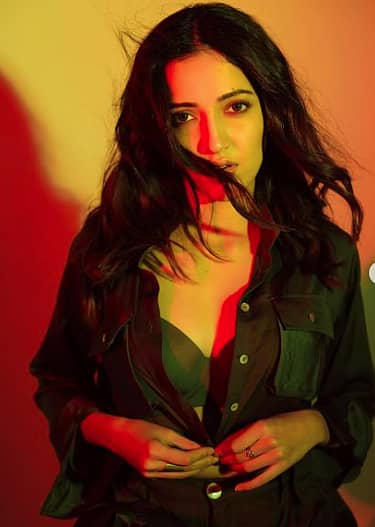 ನೇಹಾಶೆಟ್ಟಿ ಇನ್‌ಸ್ಟಾಗ್ರಾಂ ಚಿತ್ರ