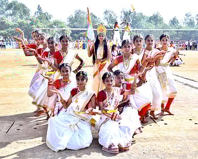 ಹಾವೇರಿಯಲ್ಲಿ ನಡೆದ ಕಾರ್ಯಕ್ರಮದಲ್ಲಿ ಬಾಗವಹಿಸಿದ್ದ ಶಾಲಾ ಮಕ್ಕಳು