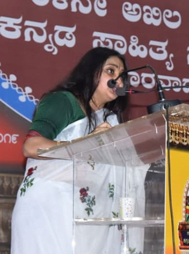ಗೋಷ್ಠಿಯಲ್ಲಿ ಮಾಳವಿಕಾ ಮಾತನಾಡಿದರು.