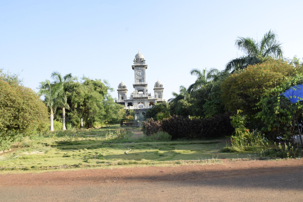 ಪಟವರ್ಧನ ಮಹಾರಾಜರ ಅರಮನೆ