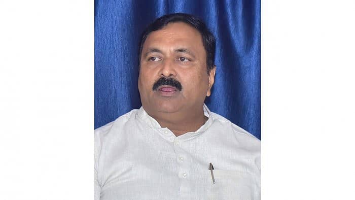 ಮಹೇಶ್ ಟೆಂಗಿನಕಾಯಿ