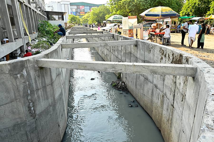 ರಾಜಕಾಲುವೆ ಕಾಮಗಾರಿ