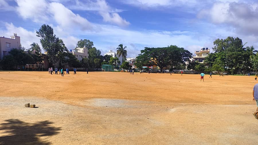 ಆನೇಕಲ್ನ ಹೊಸ ಮಾಧ್ಯಮಿಕ ಶಾಲೆಯ ಮೈದಾನದ ನೋಟ
