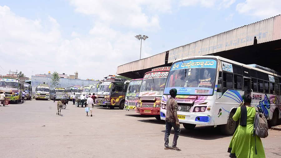 ಚಿತ್ರದುರ್ಗದ ಖಾಸಗಿ ಬಸ್‌ ನಿಲ್ದಾಣ
