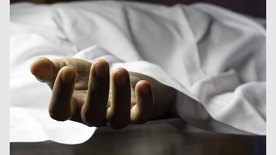 ಬೆಂಗಳೂರು | ಕೌಟುಂಬಿಕ ವಿಚಾರ: ಪತ್ನಿ ಕೊಲೆ, ಪತಿ ಆತ್ಮಹತ್ಯೆ