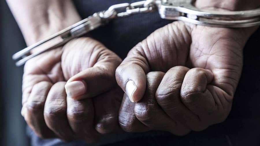 –ಸಾಂದರ್ಭಿಕ ಚಿತ್ರ