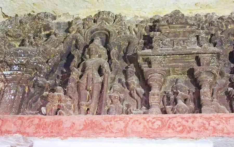 <div class="paragraphs"><p>ಶಿಲ್ಪಕಲಾ ವೈಭವ</p></div>