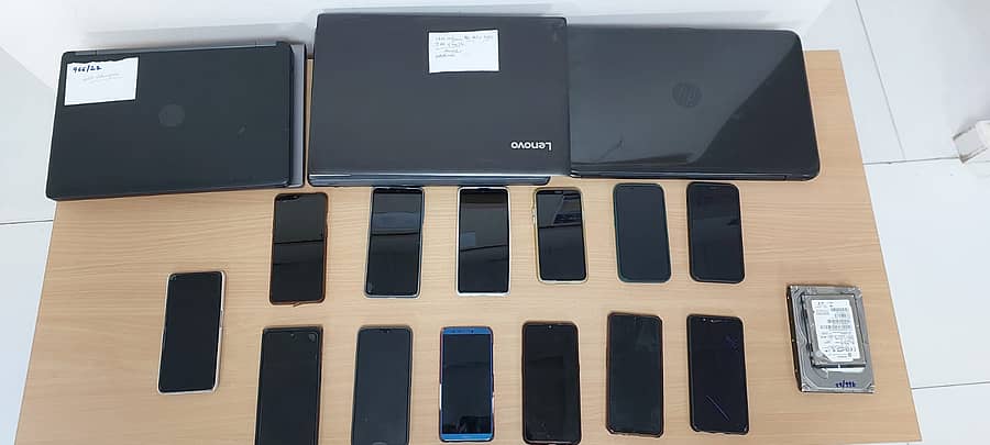 <div class="paragraphs"><p> ಮೊಬೈಲ್‌ಗಳು</p></div>