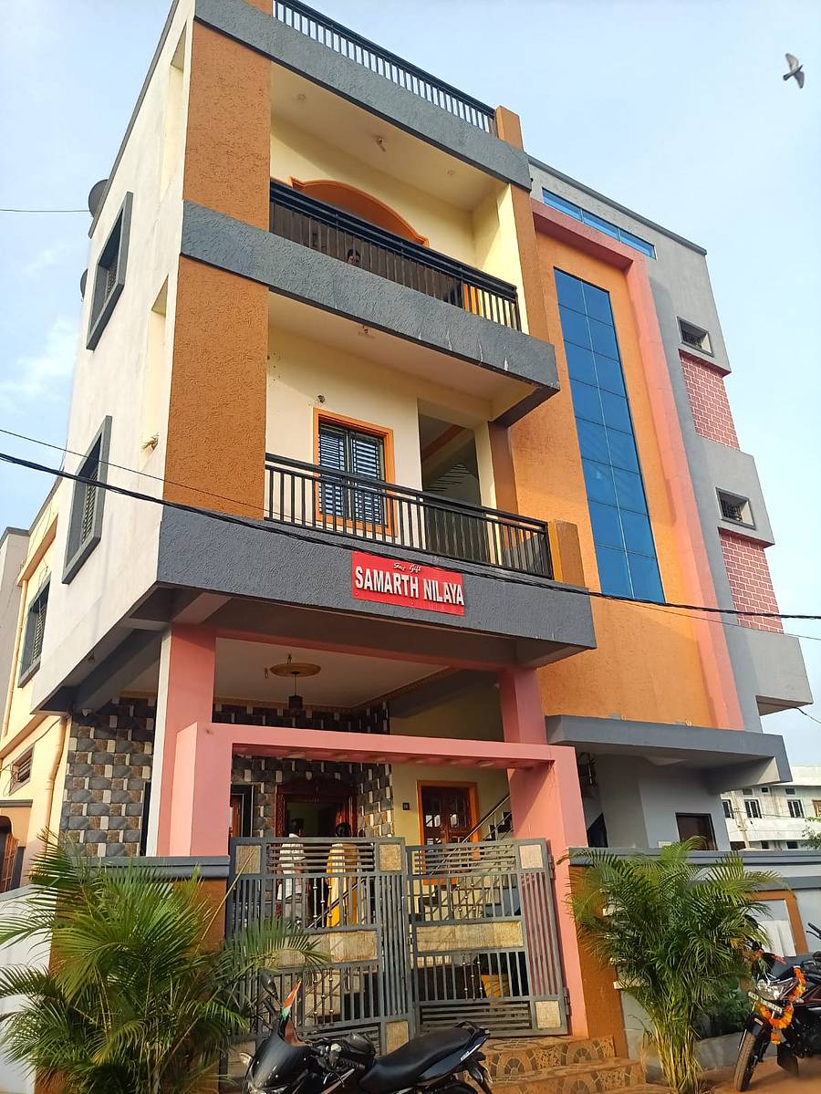 ಕಾನ್ಸ್ಟೆಬಲ್ ವಿಜಯಕುಮಾರ ಎಂಬುವರಿಗೆ ಸೇರಿದ ಹುಮನಾಬಾದ್ ಪಟ್ಟಣದ ಬಂಗಲೆ