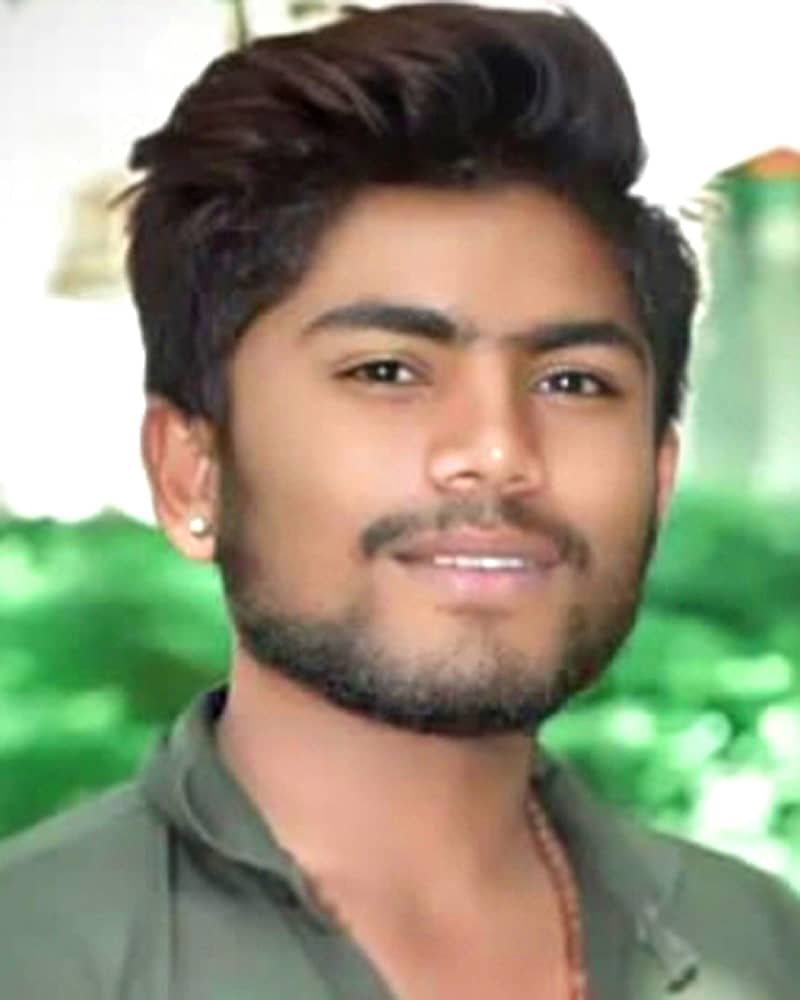 ಯುವಕ ಉಜ್ವಲ್